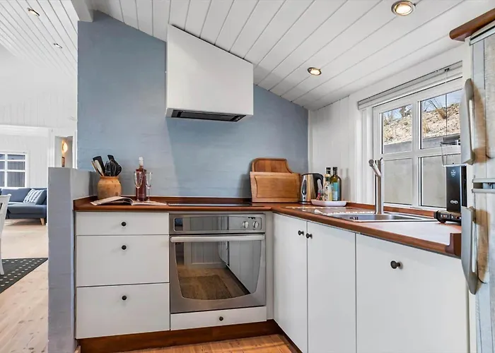 30594-odder-toldvejen-45-h * Odder